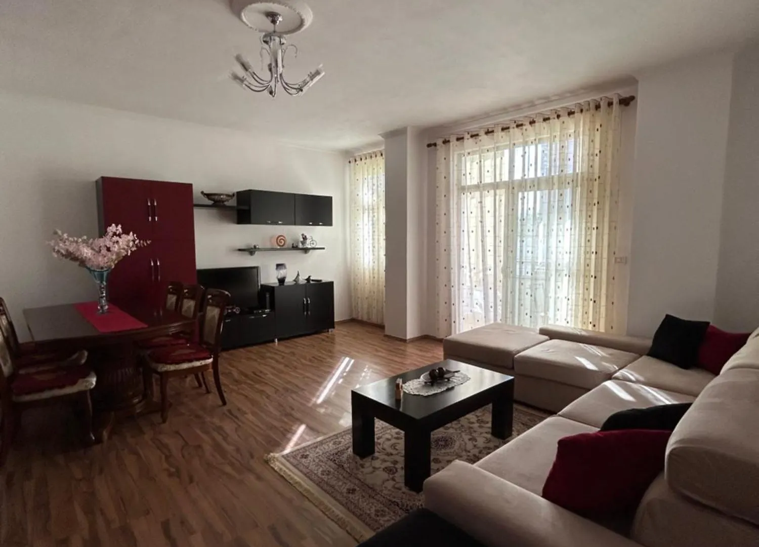 J & Nilson'S Apartment In Shkodra Center  Shkodër